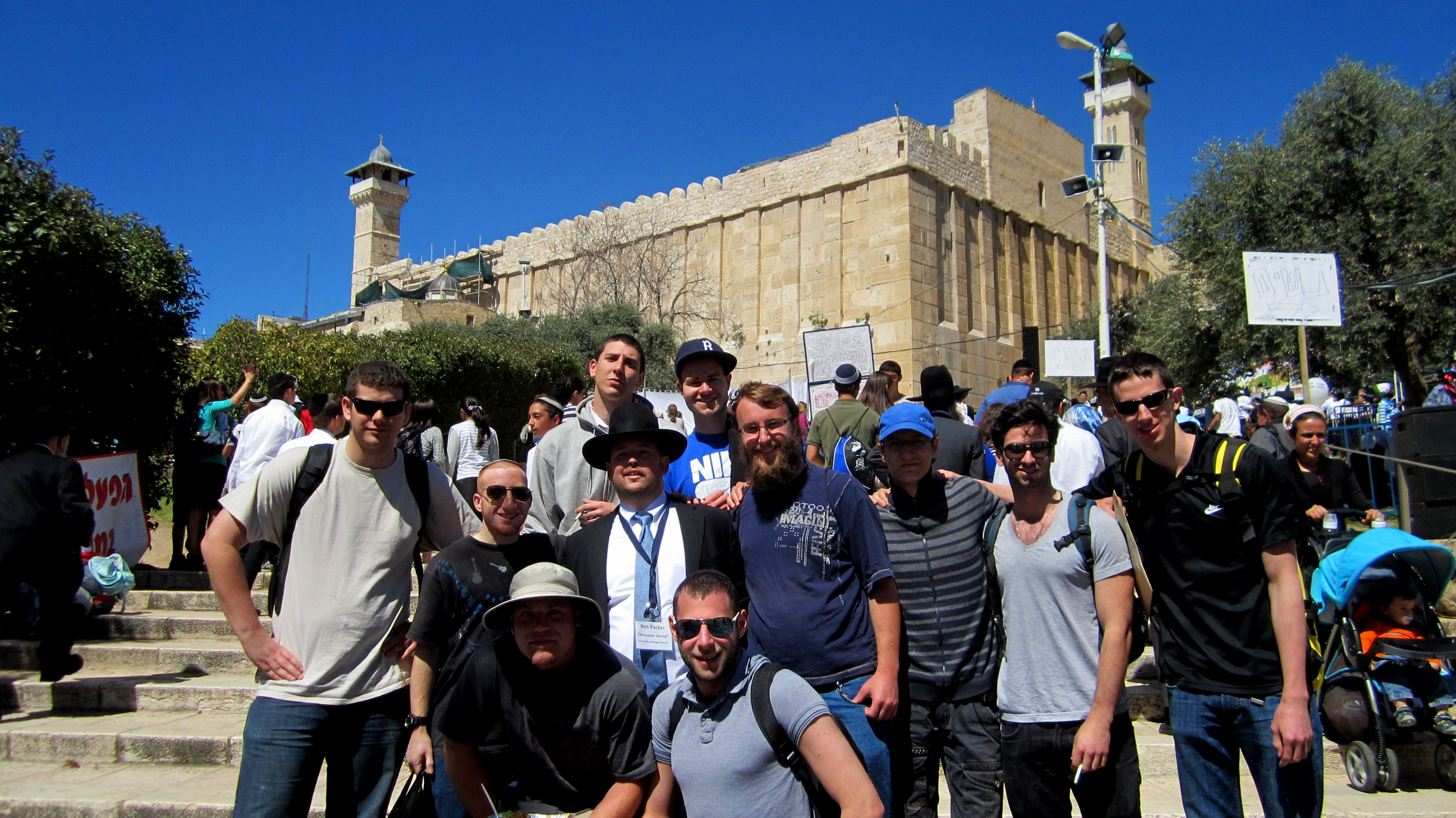 Guests Goes To Hebron on Passover