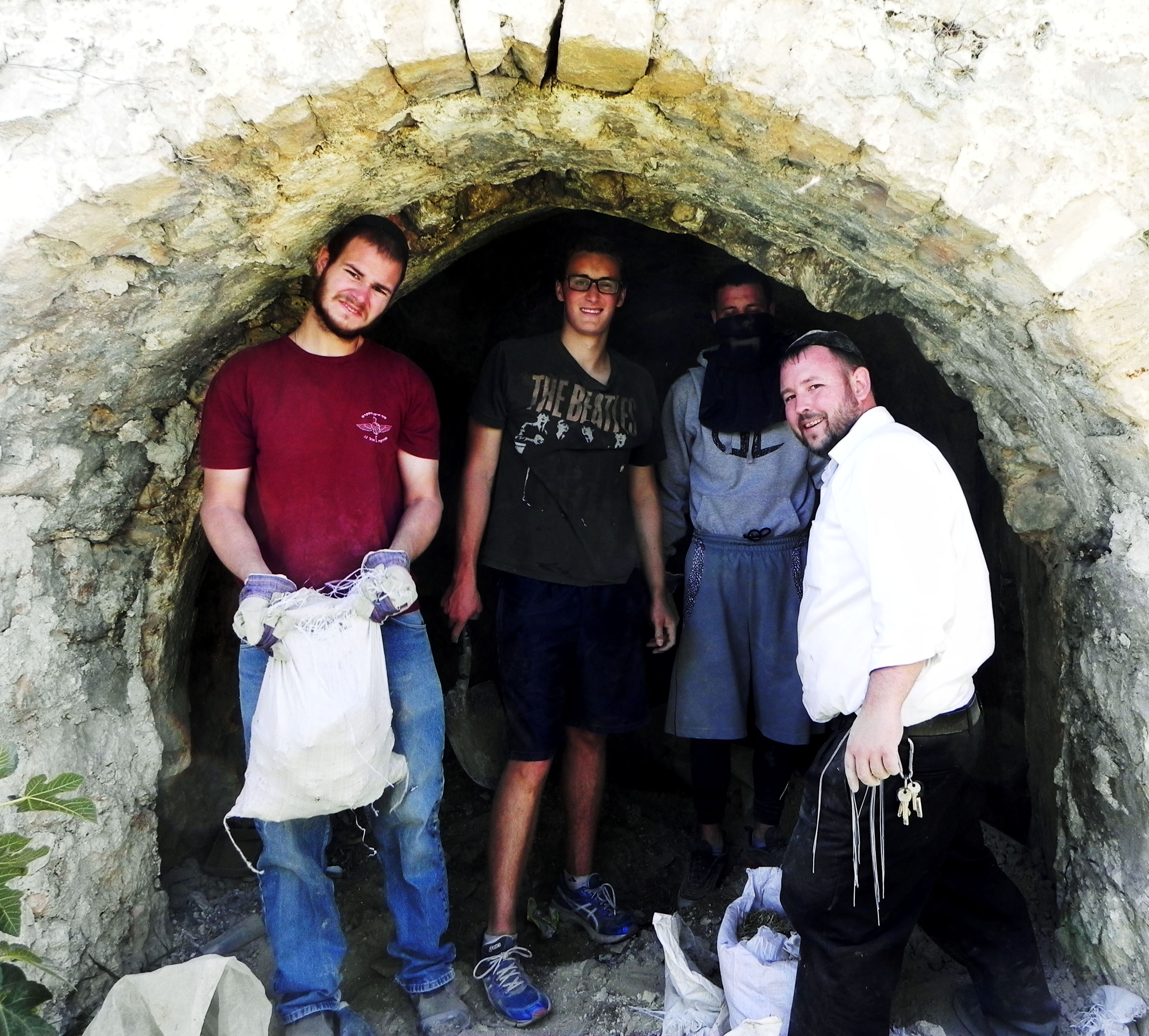 Room Cleared in Hebron!