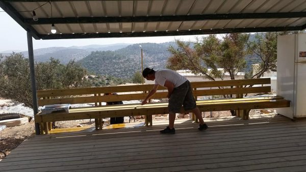 showing support to Neve Tzuf!